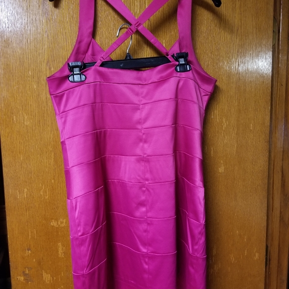 Dress - Picture 2 of 2